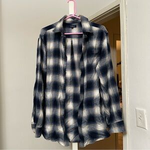 Croft & Barrow Navy/White Checkered Plaid Flannel Button Down Shirt